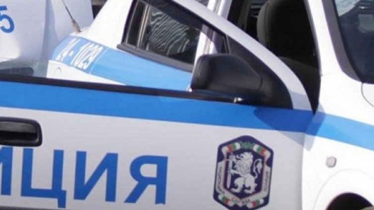 Разбиха престъпна група за фалшиви документи за македонци