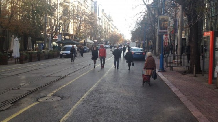 Паркинг ли е, пешеходна зона ли е?