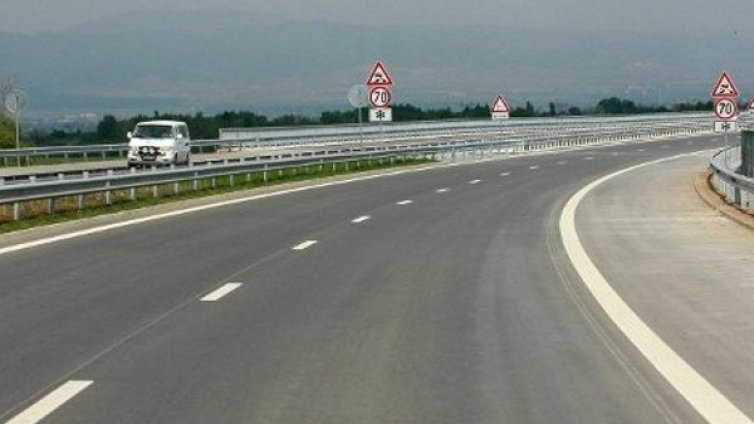 Пътищата в страната са сухи