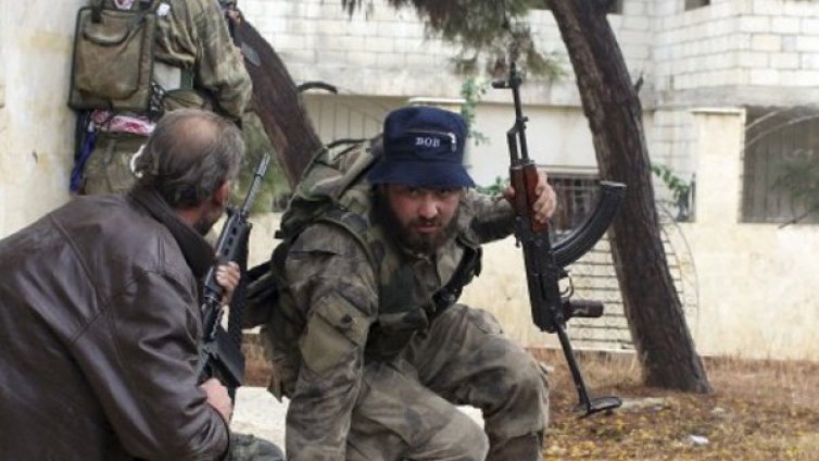 Бунтовници атакуват  военновъздушна база  в Северна Сирия