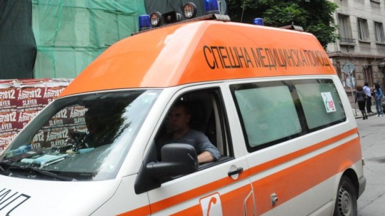 Мъж е с опасност за живота след катастрофа в Русе