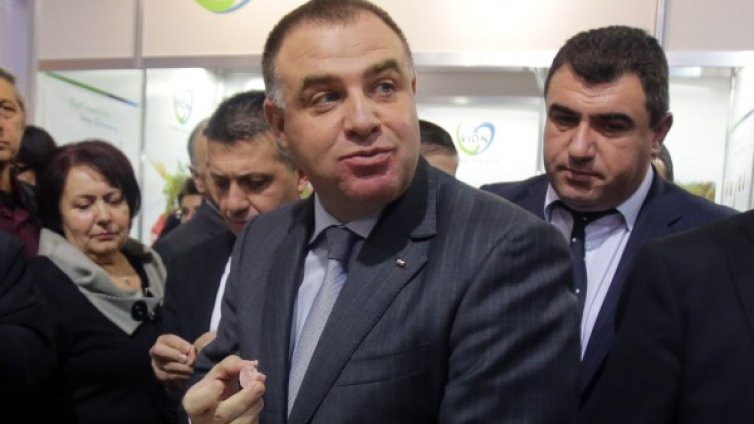 Цените не скочиха стряскащо, радва се Найденов