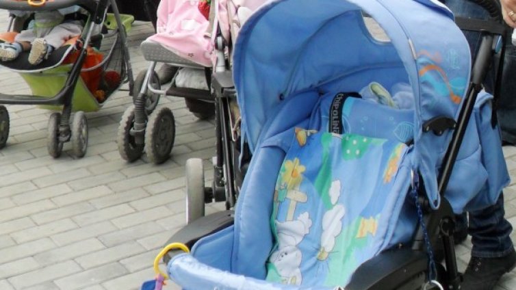 Да осиновиш българче &ndash; мисия невъзможна