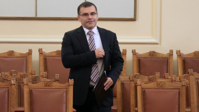 Ще има пари за пенсионерите по Коледа, ако бюджетът е на плюс 