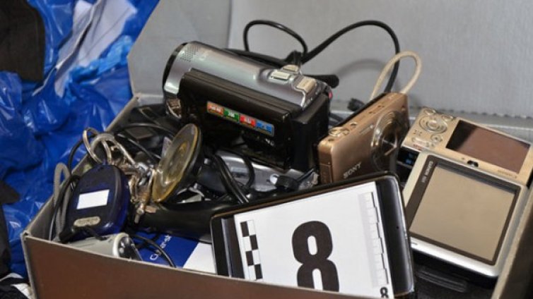 Спипаха апаш, крал редовно от коли