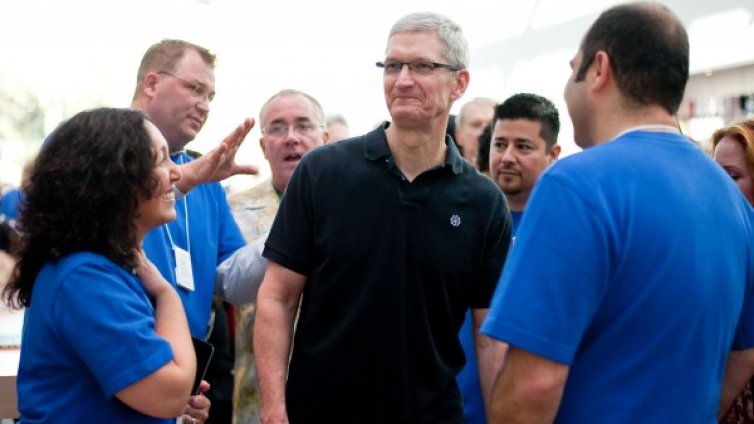 Apple глези служителите си със "Синьо небе" 