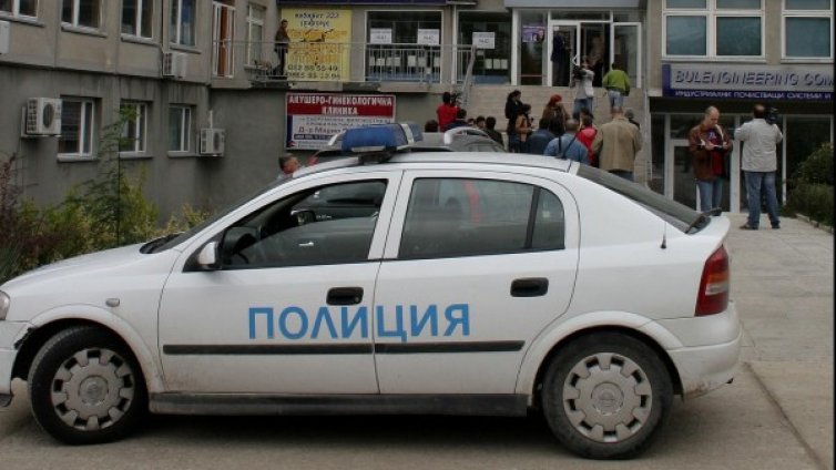 Майка на 4 деца опита да се самоубие 