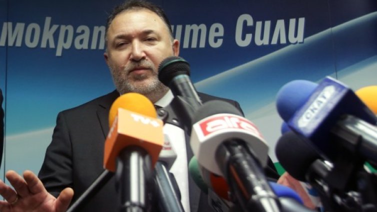 Трима депутати аут от СДС 