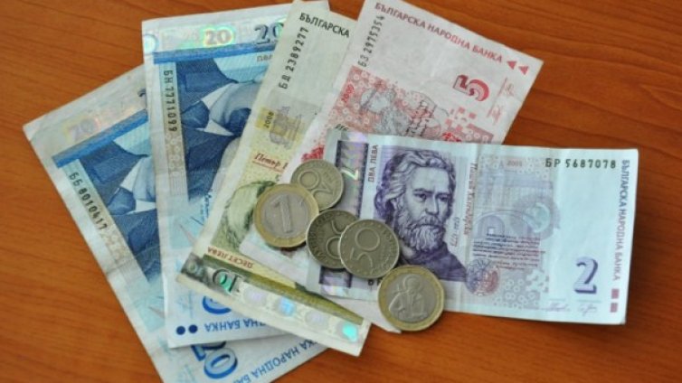 Остави 1000 лв. в казана за боклук и чакай колет със злато!