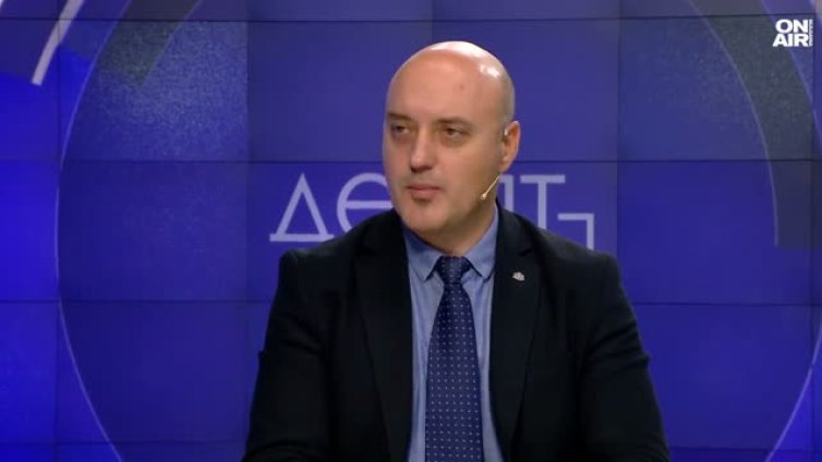 Има затъване в отношенията на ГЕРБ с "ДПС - Ново начало", смята Атанас Славов