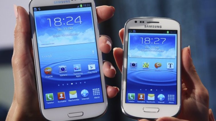 Samsung разчиства десетина устройства от рафтовете в Холандия 