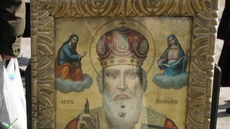 Никулден е!