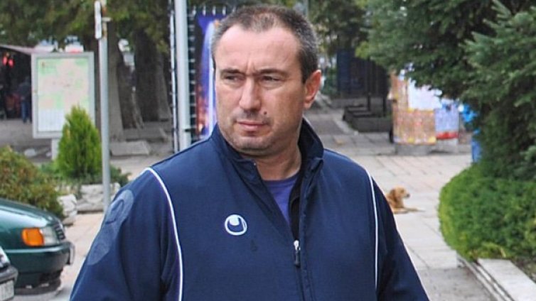 Официално: Мъри Стоилов подписа с "Ботев Пловдив"