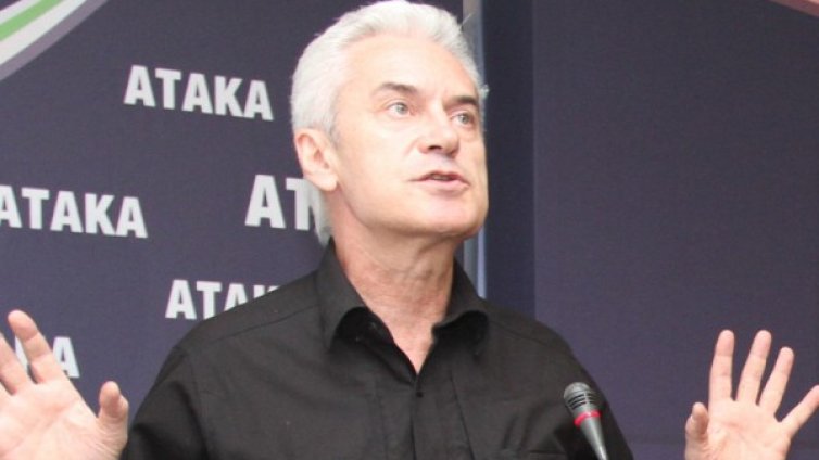 Ромите се самоотделят, а някой печели от това, смята Сидеров 