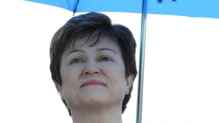 "Светлина има, но тунелът е дълъг"
