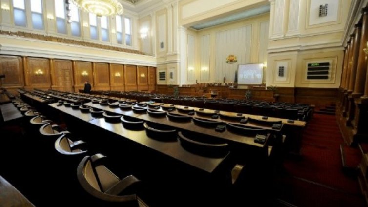 Шест партии с шансове да редят политическия пъзел 