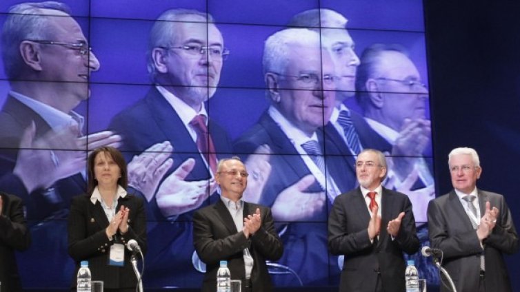 Цветанов &ndash; изпълнител на поръчките на "диктатора" 