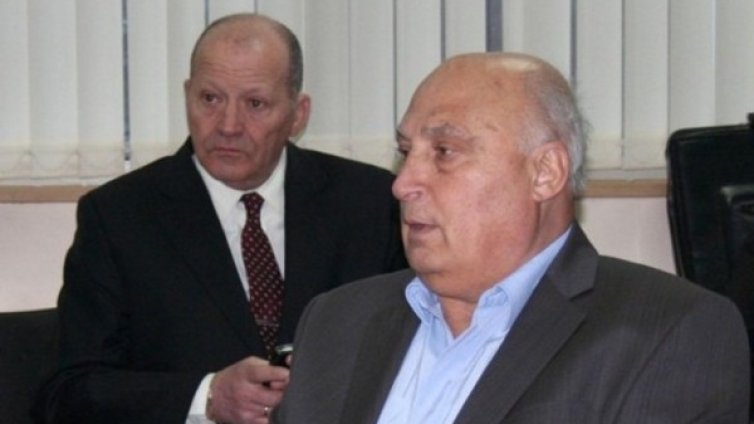  Крадци разфасовали спиртоварната на Цар Киро