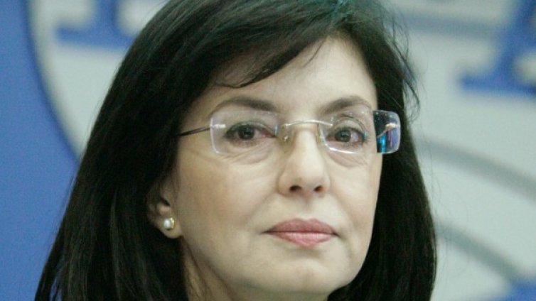 Никой не знае цената на "Белене", притесни се Кунева 