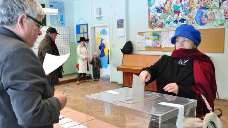 ЦИК при обработени 97% от бюлетините: 60.55% &bdquo;Да&ldquo;
