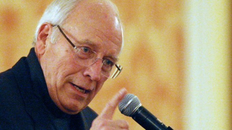  Дик Чейни остро критикува Обама