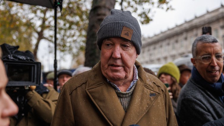  Джереми Кларксън към охраната на Джей Ди Ванс: Майната ви 