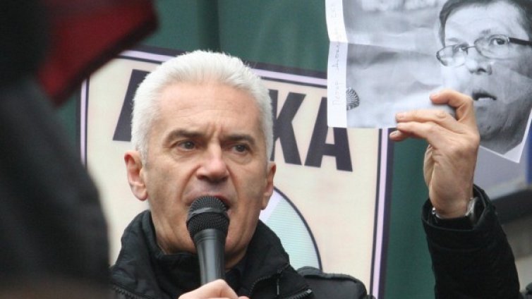 Сидеров влетя в ЧЕЗ заради спрян ток