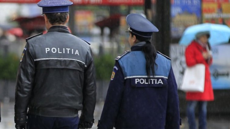 Румънци пребиха с тояга българка в Италия 