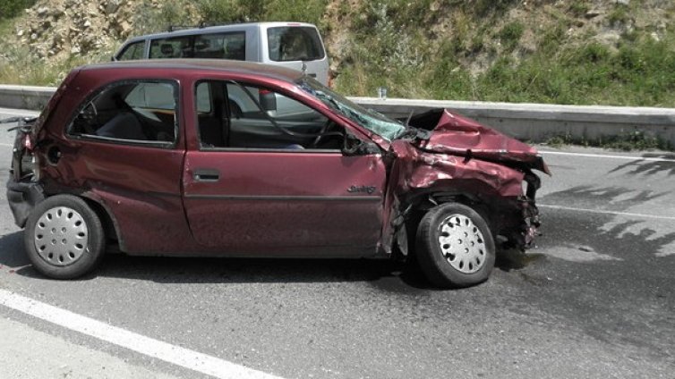 17 души са ранени в катастрофи за денонощие 