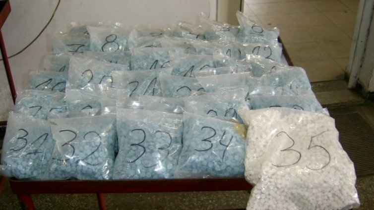 Митничари заловиха наркотици за половин милион лева