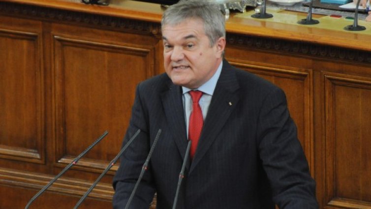 Румен Петков не ще да е депутат на всяка цена