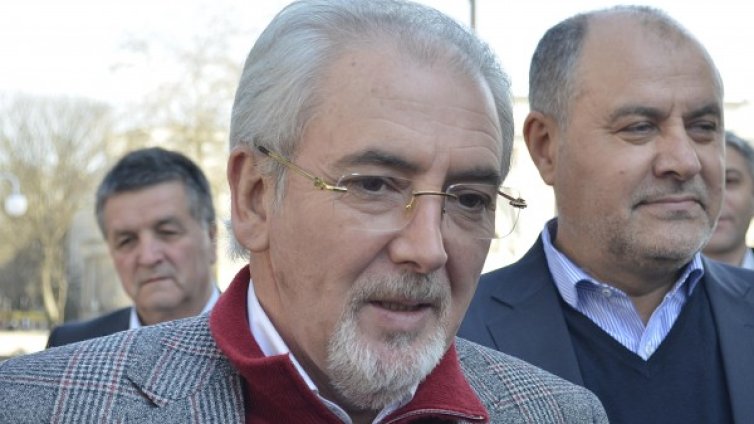 Правителство на националните приоритети иска Местан