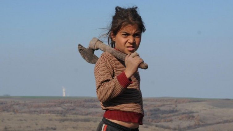 Българите - в дъното на материалните лишения