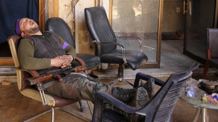 Каква е връзката между храненето и съня? 