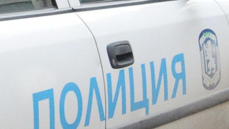 Пиян нападна служителка в селското кметство