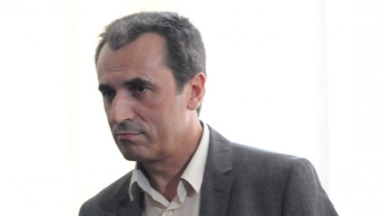 Бунтът срещу "банковото робство" може да е опасен!