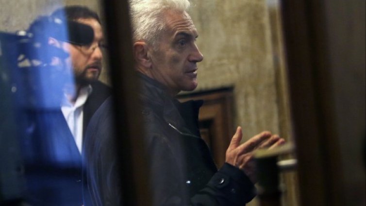 "Атака" с мераци за заседанието на МС, НСО не ги допусна