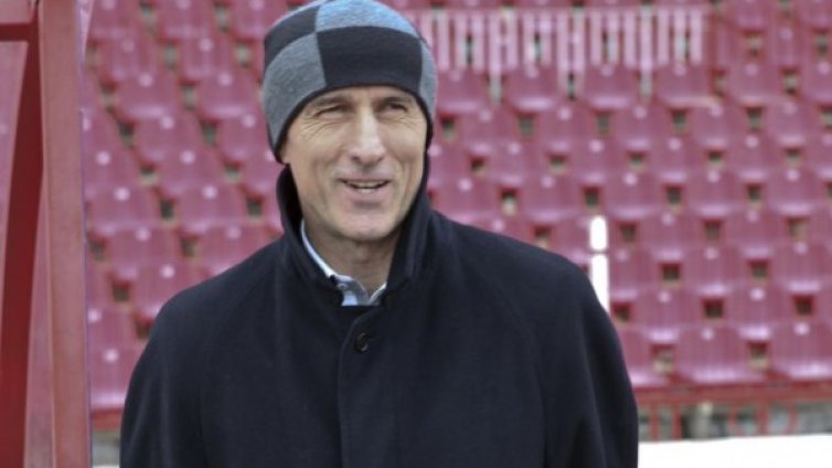 Бандата и Коце Стоянов подливали вода на Йешич в ЦСКА