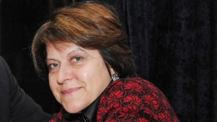 Миро Найденов отдавна ходи по въжето на цирка!