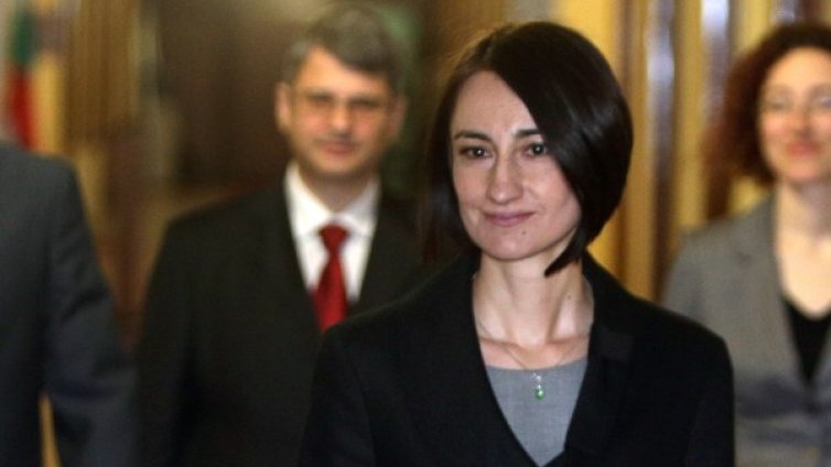Пенсионерите няма да ги огрее за добавки по Великден 