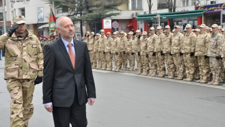 Откриват избирателни секции в Афганистан заради нашите военни