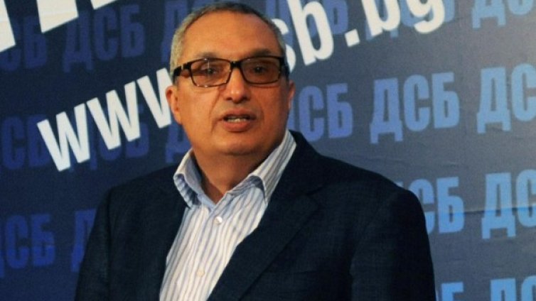 ГЕРБ са псевдодесни, а Орешарски не става за премиер!