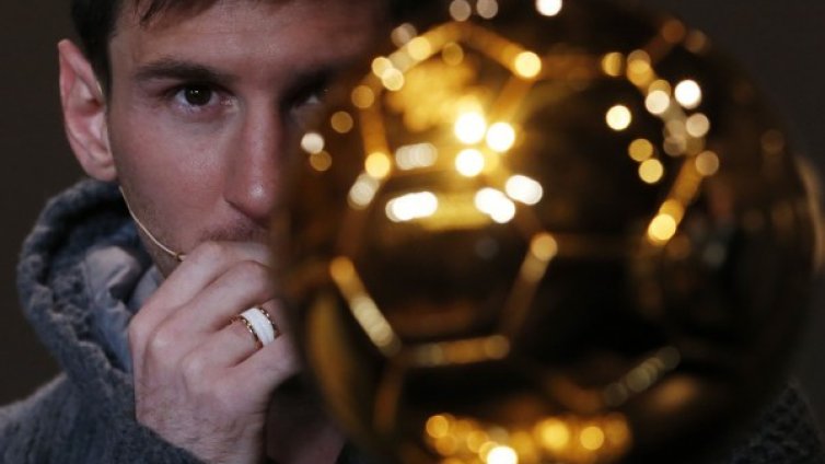 Меси сяда на пейката срещу ПСЖ