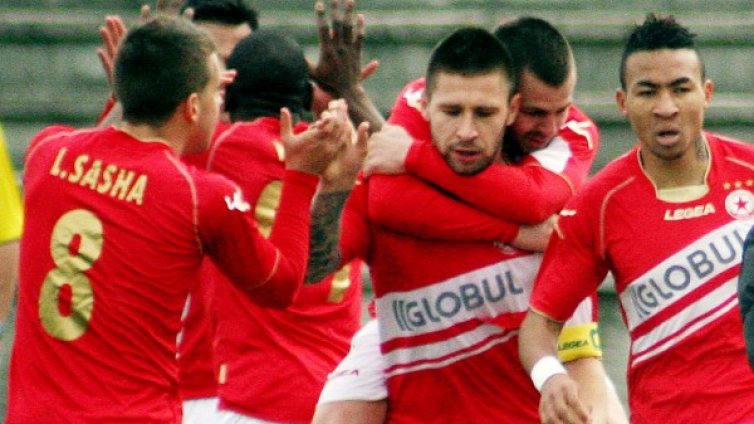 ЦСКА разби десет от Етър