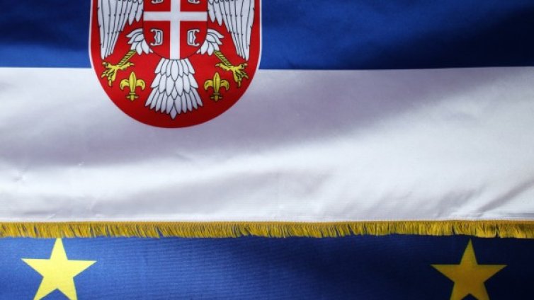 ЕК препоръча започване на преговори със Сърбия за членство в ЕС