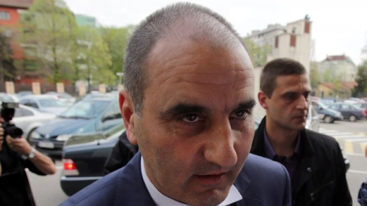 Цветанов иска да носи политическа отговорност