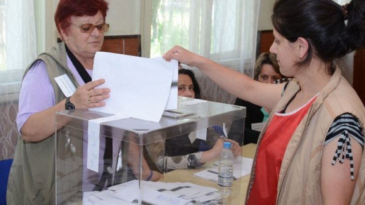 Най-вероятното правителство - БСП с подкрепа на ДПС и "Атака"