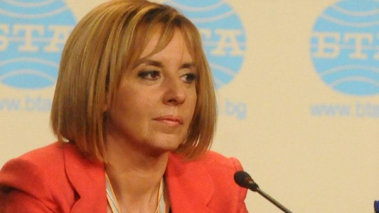 Не ме е страх, изпълних си дълга, твърда е Мая Манолова