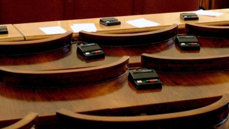 ГЕРБ с 97 мандата в НС, "Коалиция за България" с 84