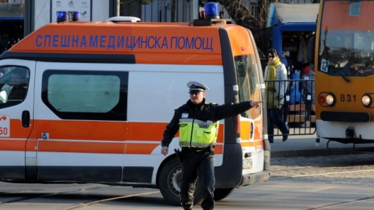 Петима загинаха в катастрофи 